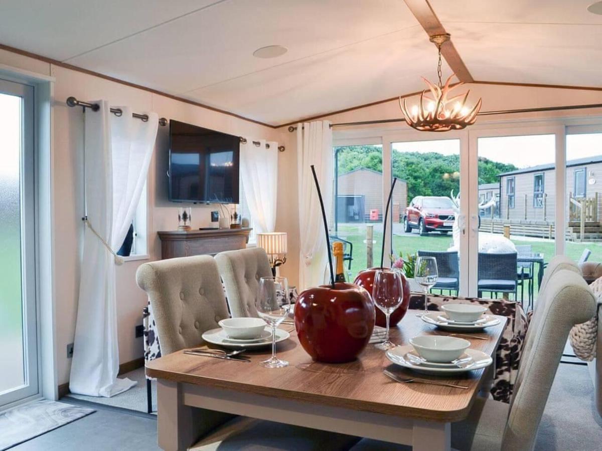 Luxury Boutique Style Lodge With Hot Tub Bridlington Luaran gambar