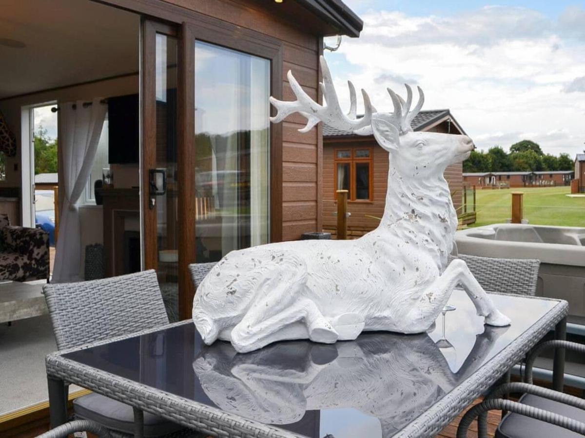 Luxury Boutique Style Lodge With Hot Tub Bridlington Luaran gambar