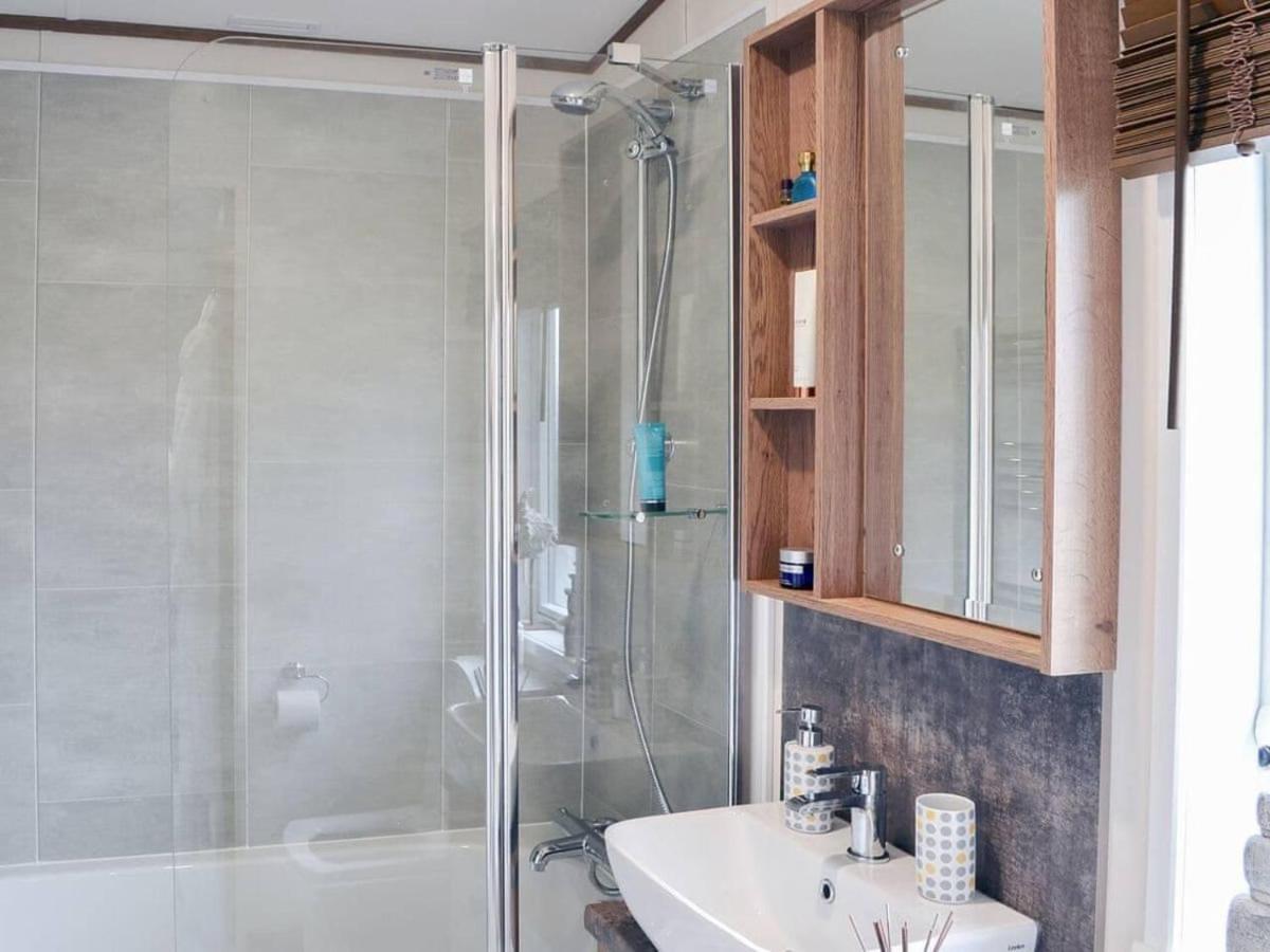 Luxury Boutique Style Lodge With Hot Tub Bridlington Luaran gambar
