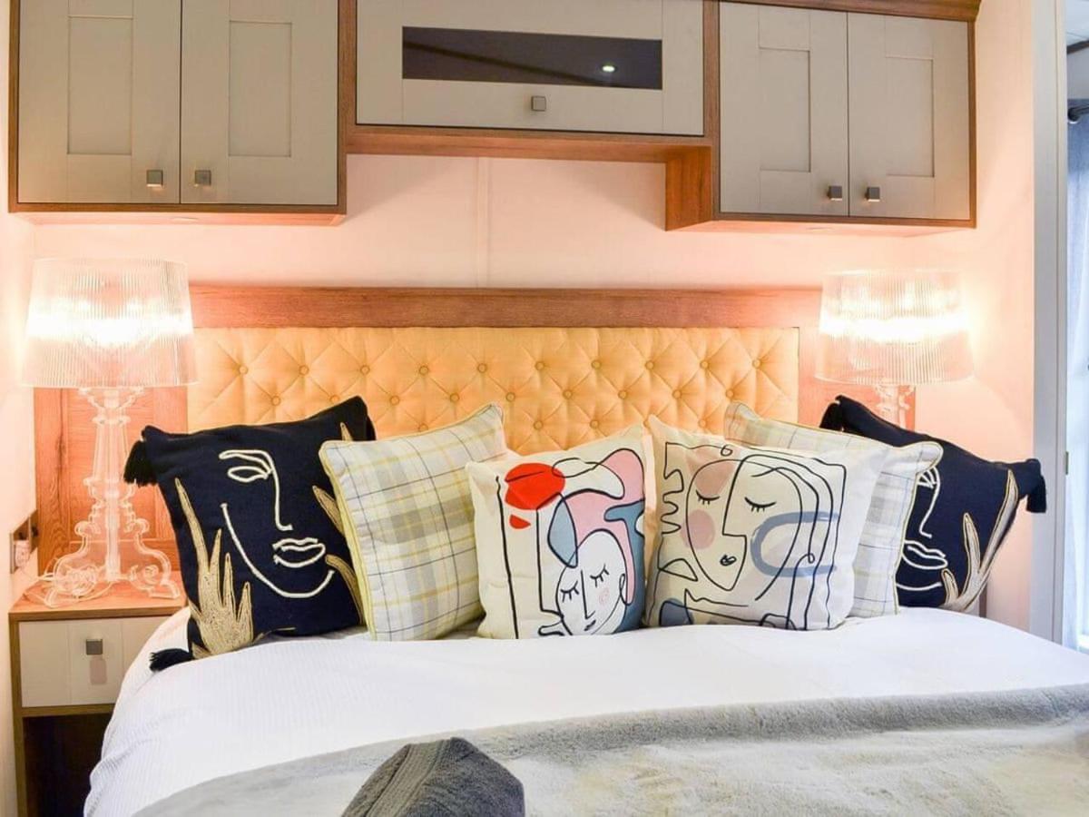 Luxury Boutique Style Lodge With Hot Tub Bridlington Luaran gambar