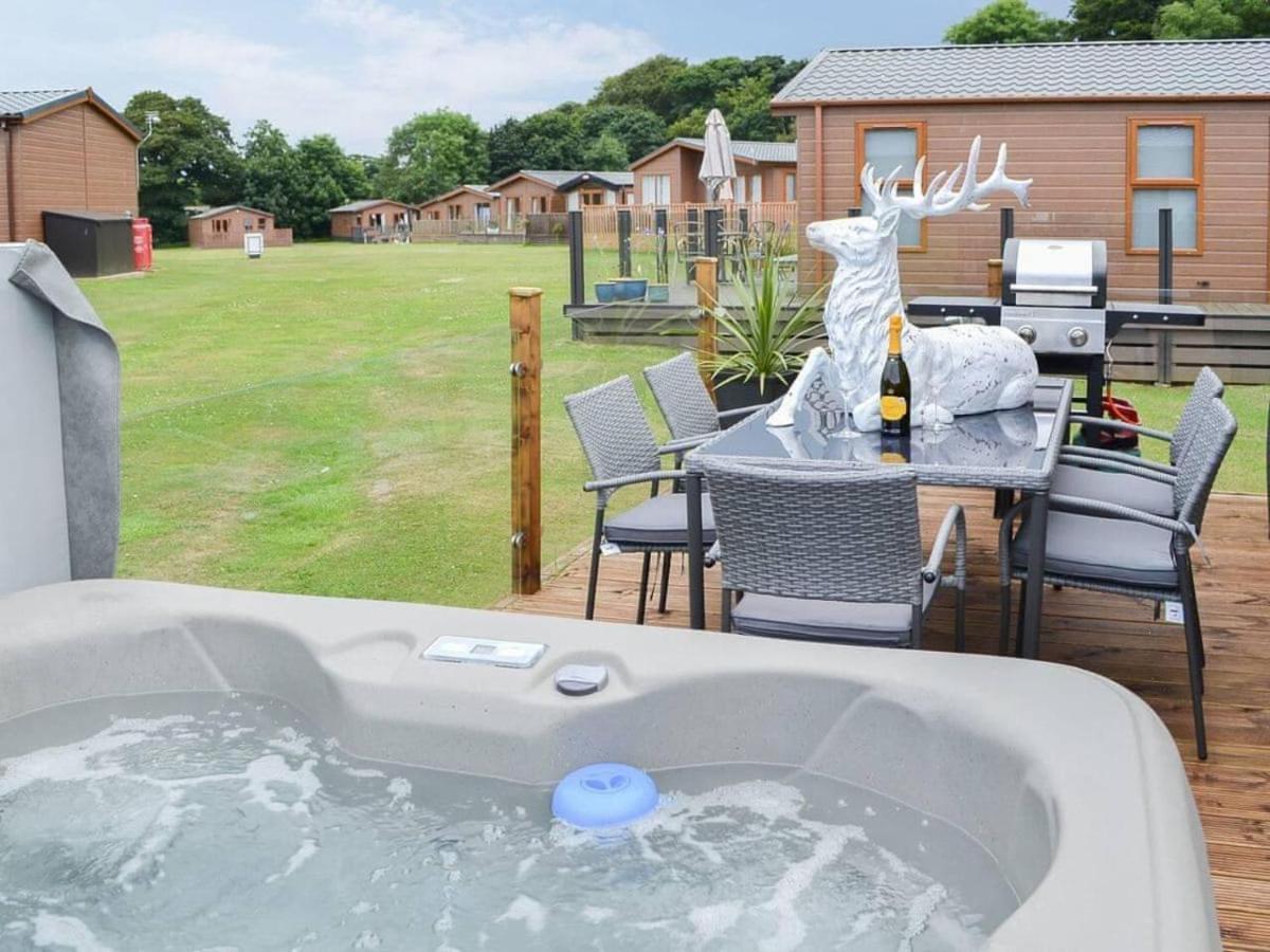 Luxury Boutique Style Lodge With Hot Tub Bridlington Luaran gambar